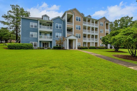 Photo of 2801 Chancellorsville Drive #908, Tallahassee, FL 32312 (MLS # 402792)