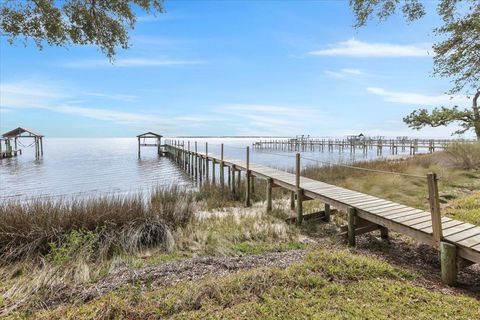 A home in Carrabelle