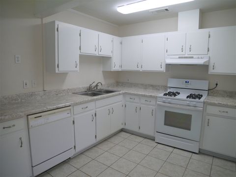 Tiny photo for 1429 MILTON ST Street #0, Tallahassee, FL 32303 (MLS # 398607)