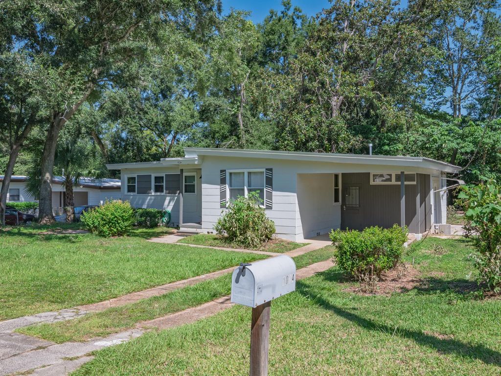 Photo of 1824 Tyndall Drive, Tallahassee, FL 32304 (MLS # 390626)