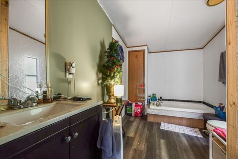 Tiny photo for 728 Sir Richard Road, Tallahassee, FL 32310 (MLS # 393436)