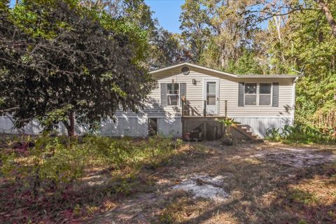 Photo of 728 Sir Richard Road, Tallahassee, FL 32310 (MLS # 393436)