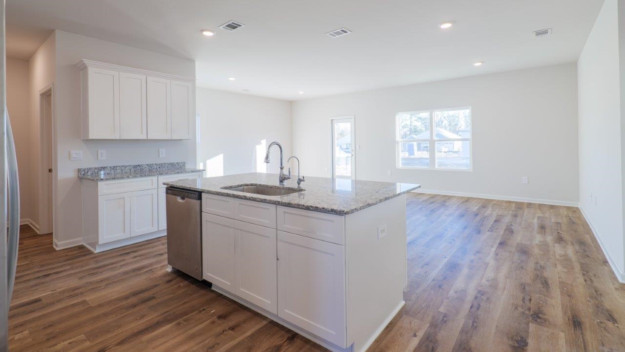 175 Needle Thrush Circle