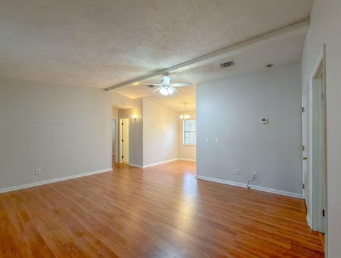 Tiny photo for 2254 Tuscavilla Road, Tallahassee, FL 32312 (MLS # 395001)