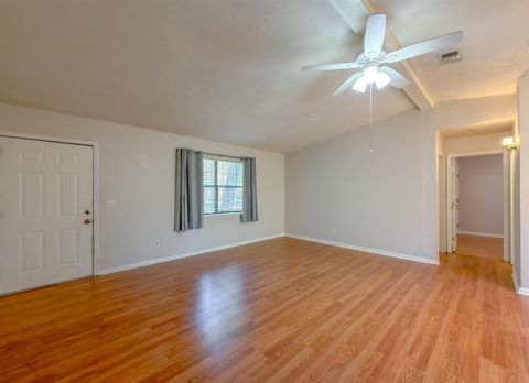 Tiny photo for 2254 Tuscavilla Road, Tallahassee, FL 32312 (MLS # 395001)