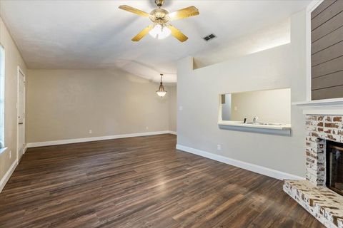 Tiny photo for 247 WHETHERBINE Way, Tallahassee, FL 32301 (MLS # 394200)
