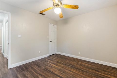 Tiny photo for 247 WHETHERBINE Way, Tallahassee, FL 32301 (MLS # 394200)