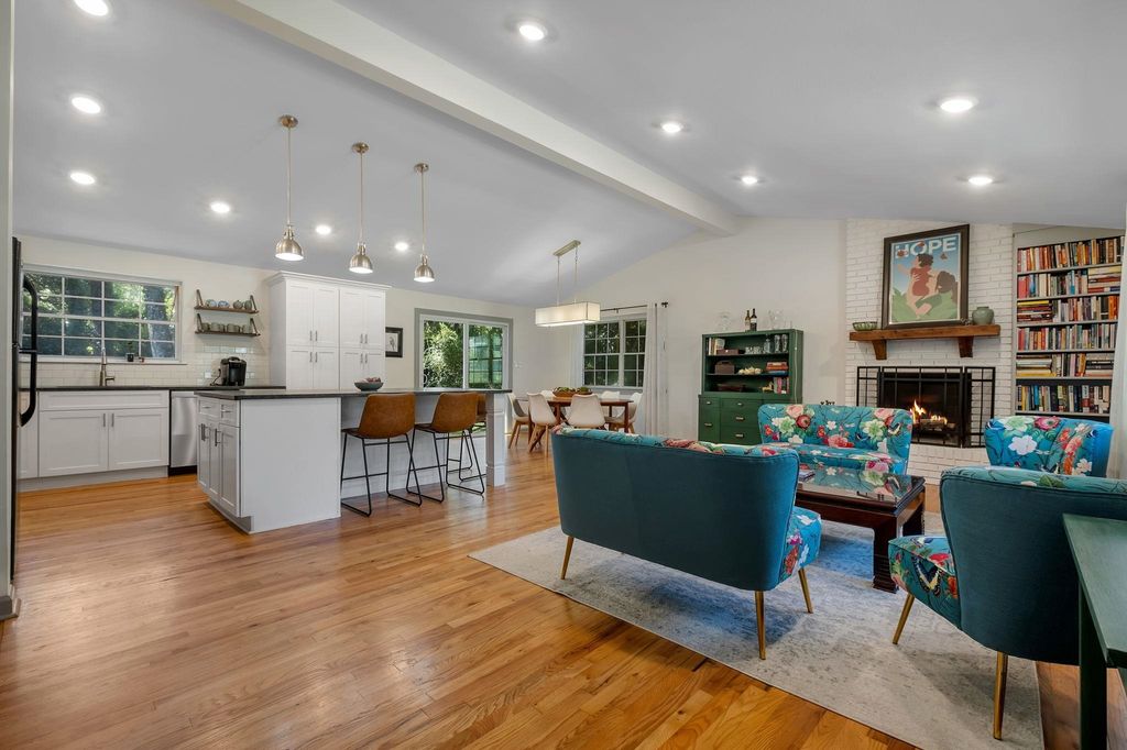 Photo of 407 Vinnedge Ride, Tallahassee, FL 32303 (MLS # 390666)