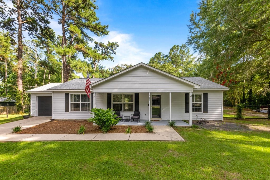Photo of 166 Sierra Road, Havana, FL 32333 (MLS # 402297)