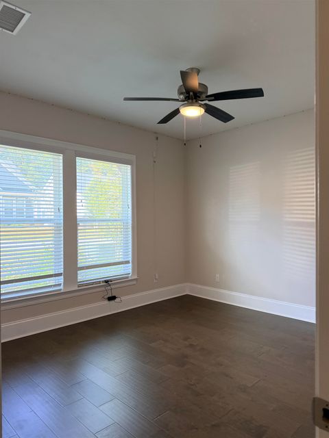 Tiny photo for 5742 Village Ridge Ln Ln, Tallahassee, FL 32312 (MLS # 392918)