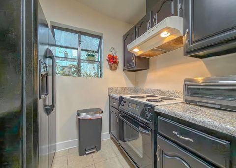 Tiny photo for 1218 BRAFFORTON Drive, Tallahassee, FL 32311 (MLS # 392717)