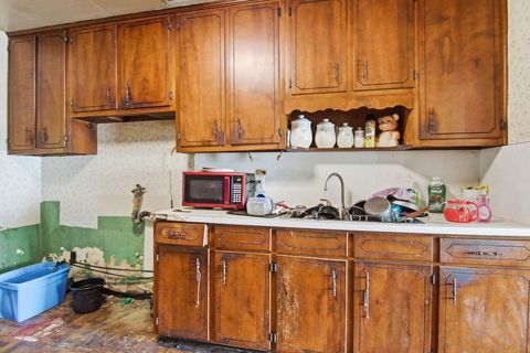 Tiny photo for 1008 Central Street, Tallahassee, FL 32303 (MLS # 394264)