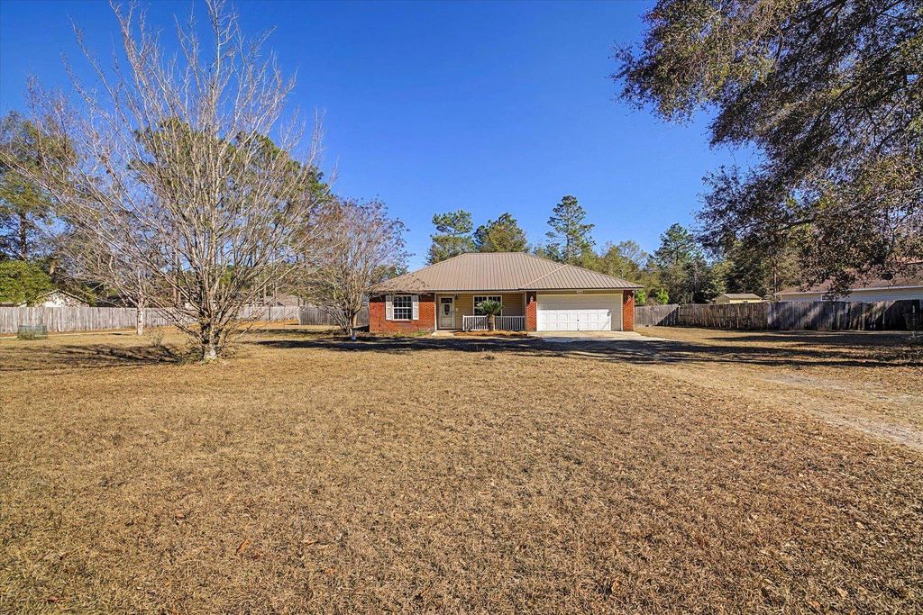 Photo of 13907 SELENA Court, Tallahassee, FL 32305 (MLS # 395316)