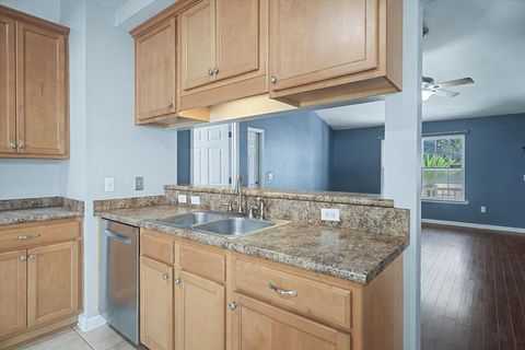 Tiny photo for 13907 SELENA Court, Tallahassee, FL 32305 (MLS # 395316)