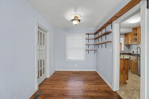 Tiny photo for 1100 Hawthorne Street, Tallahassee, FL 32308 (MLS # 398434)