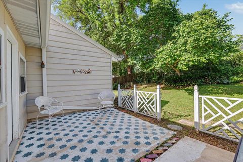Tiny photo for 1100 Hawthorne Street, Tallahassee, FL 32308 (MLS # 398434)