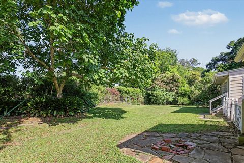 Tiny photo for 1100 Hawthorne Street, Tallahassee, FL 32308 (MLS # 398434)