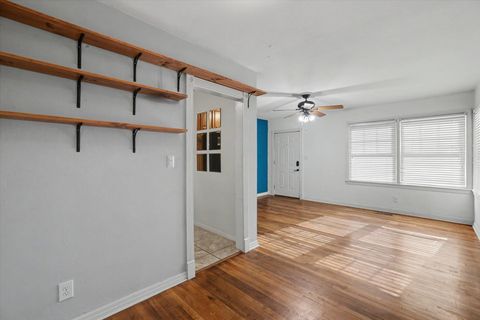 Tiny photo for 1100 Hawthorne Street, Tallahassee, FL 32308 (MLS # 398434)