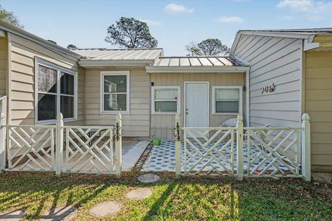 Tiny photo for 1100 Hawthorne Street, Tallahassee, FL 32308 (MLS # 398434)