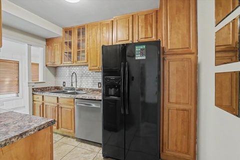 Tiny photo for 1100 Hawthorne Street, Tallahassee, FL 32308 (MLS # 398434)