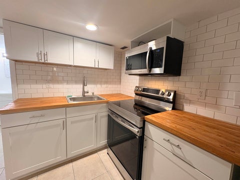 Tiny photo for 212 Barbourville Drive #Studio, Tallahassee, FL 32301 (MLS # 401634)