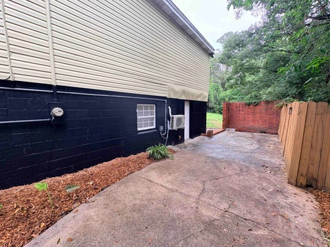 Photo of 212 Barbourville Drive #Studio, Tallahassee, FL 32301 (MLS # 401634)