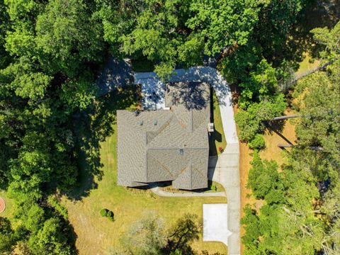 Tiny photo for 3549 LAKESHORE Drive, Tallahassee, FL 32312 (MLS # 399012)
