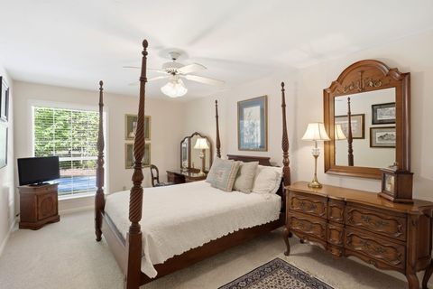 Tiny photo for 3549 LAKESHORE Drive, Tallahassee, FL 32312 (MLS # 399012)