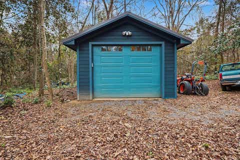 Tiny photo for 3549 LAKESHORE Drive, Tallahassee, FL 32312 (MLS # 399012)