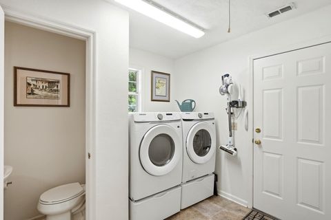 Tiny photo for 3549 LAKESHORE Drive, Tallahassee, FL 32312 (MLS # 399012)