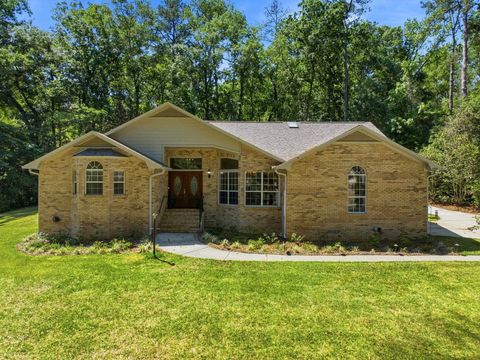 Photo of 3549 LAKESHORE Drive, Tallahassee, FL 32312 (MLS # 399012)