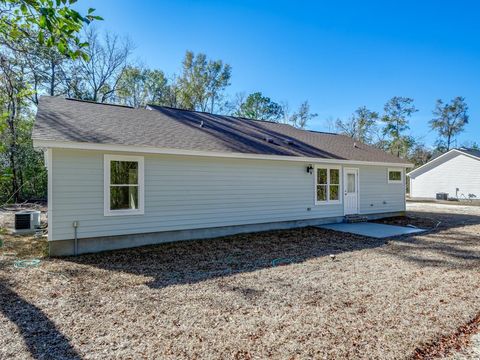 A home in Crawfordville