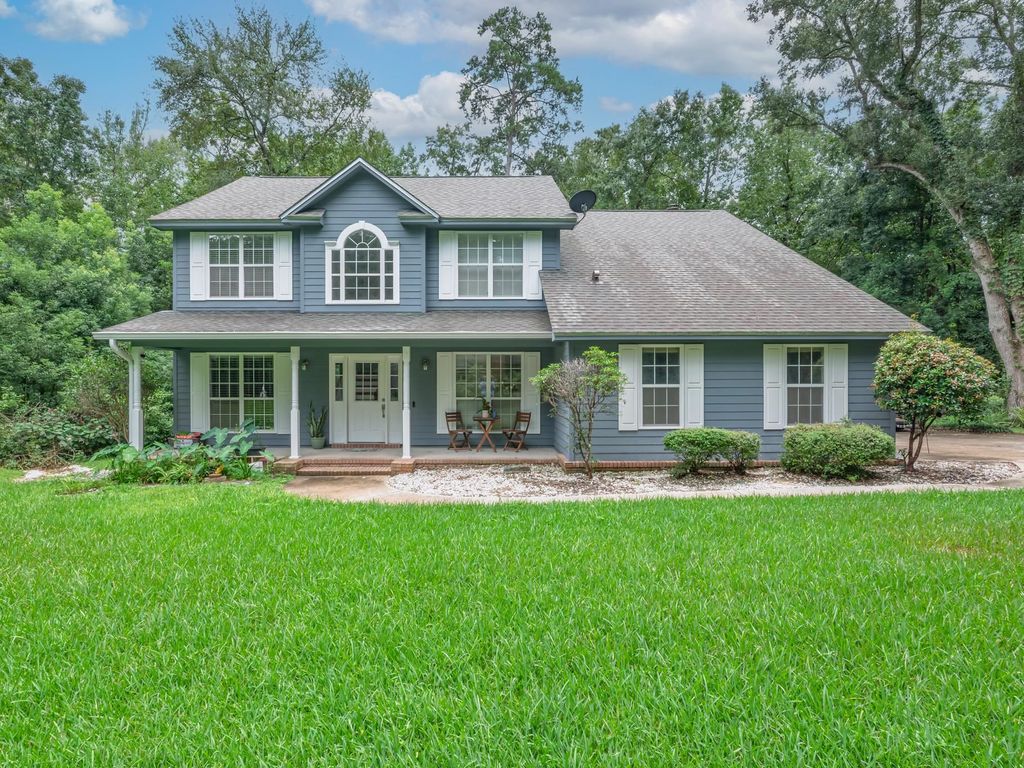 Photo of 2890 Green Forest Lane, Tallahassee, FL 32312 (MLS # 389500)