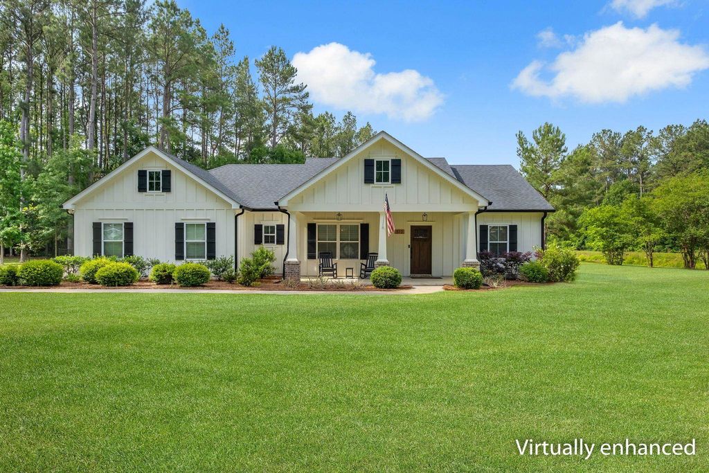 Photo of 512 Creekside Court, Monticello, FL 32344 (MLS # 399650)