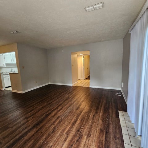 Tiny photo for 2006 Bradford Court #B, Tallahassee, FL 32303 (MLS # 401311)