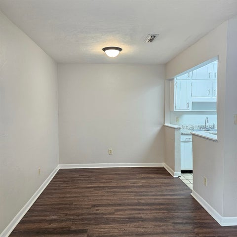 Tiny photo for 2006 Bradford Court #B, Tallahassee, FL 32303 (MLS # 401311)