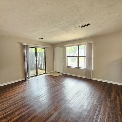Tiny photo for 2006 Bradford Court #B, Tallahassee, FL 32303 (MLS # 401311)
