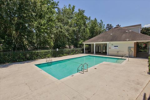 Tiny photo for 2738 W THARPE Street #405, Tallahassee, FL 32303 (MLS # 398670)