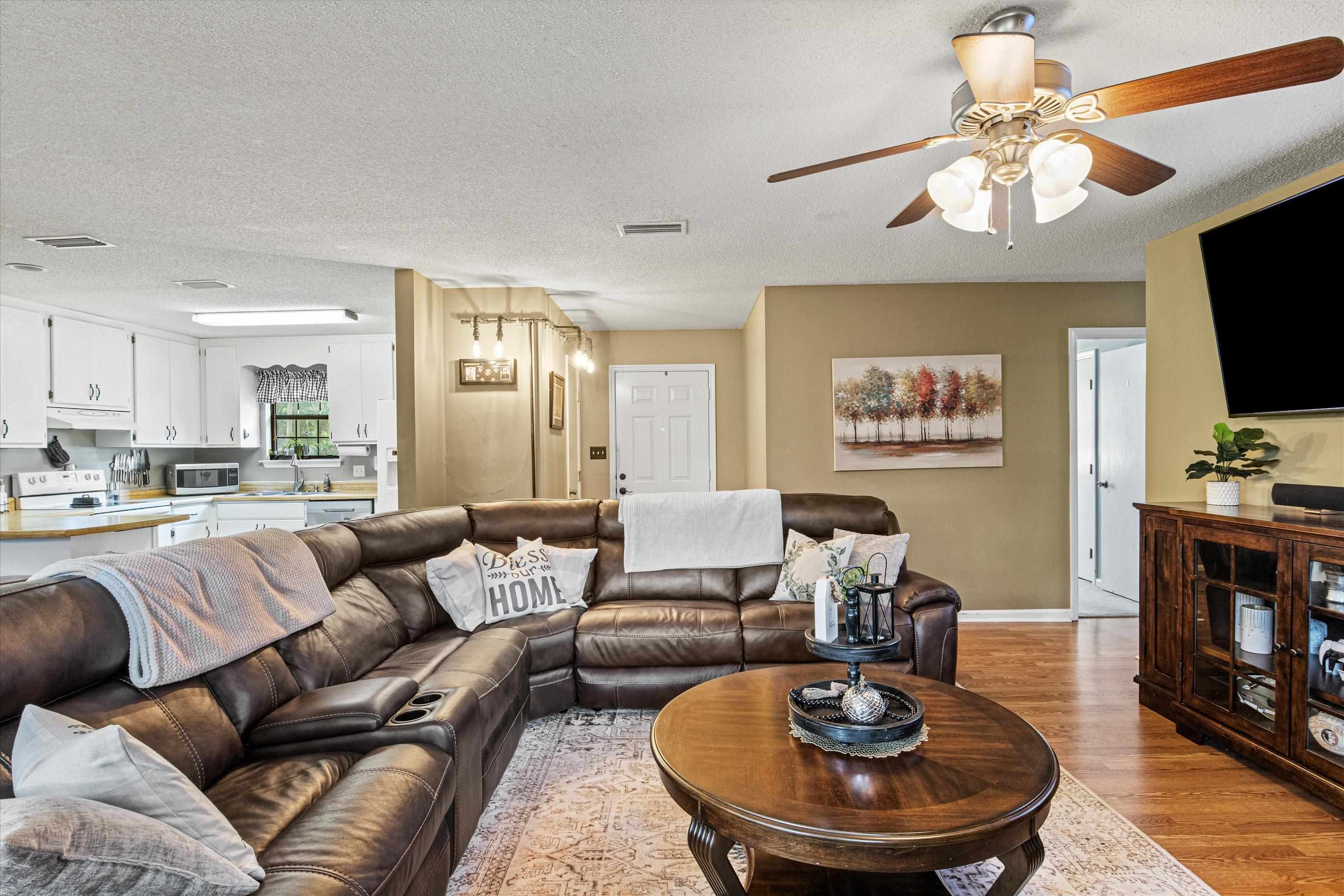 6476 Cavalcade Trail