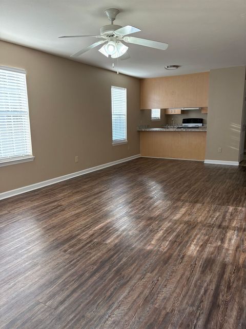 Tiny photo for 2719 W THARPE Street #31, Tallahassee, FL 32303 (MLS # 397438)