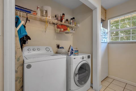 Tiny photo for 107 Ponce De Leon, Tallahassee, FL 32305 (MLS # 402050)