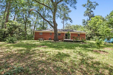 Tiny photo for 2119 LONGVIEW Drive, Tallahassee, FL 32303 (MLS # 400194)