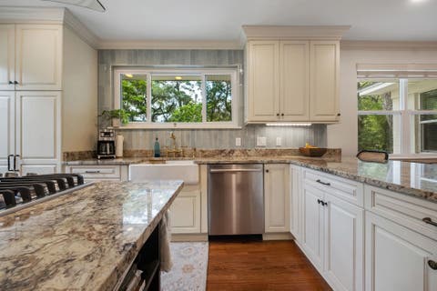 Tiny photo for 1481 SPRUCE Avenue, Tallahassee, FL 32303 (MLS # 401087)