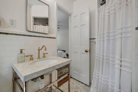Tiny photo for 1481 SPRUCE Avenue, Tallahassee, FL 32303 (MLS # 401087)