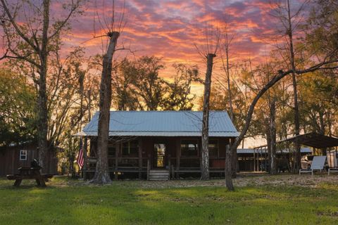 438 NE English Ivy Trail Pinetta FL 32350