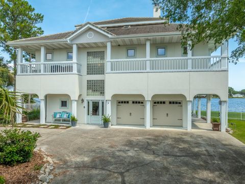 A home in Crawfordville