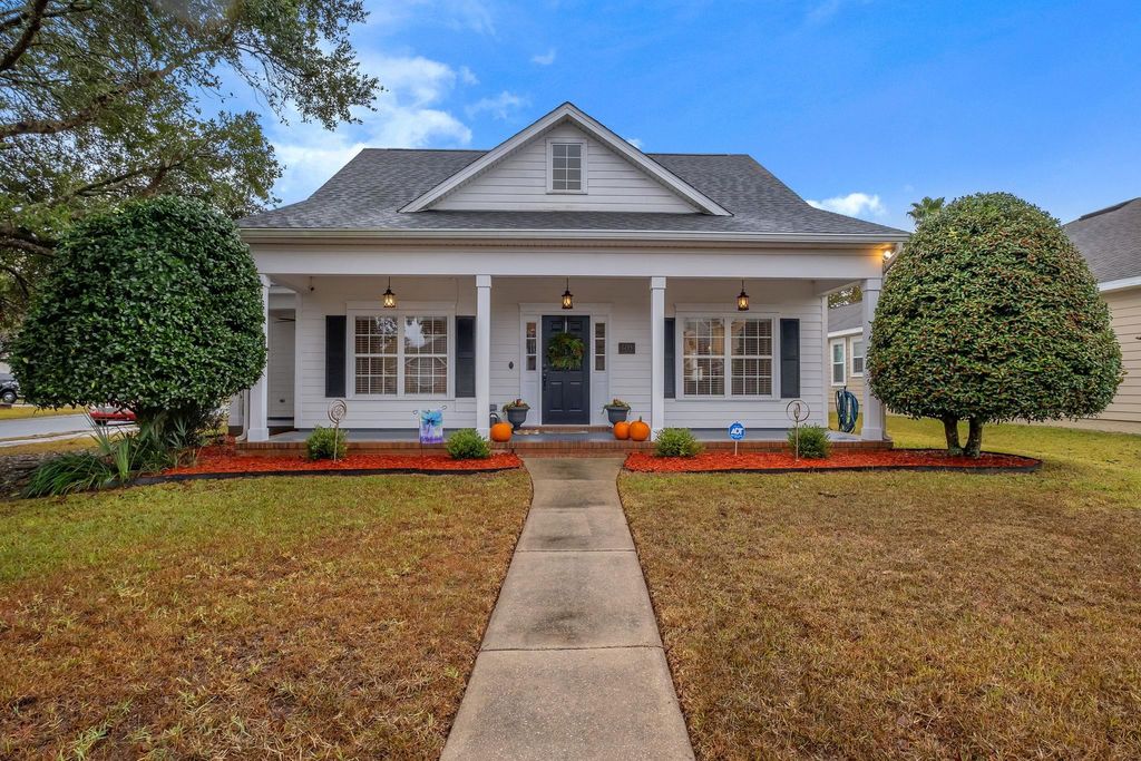 Photo of 6143 EASTFIELD Trail, Tallahassee, FL 32317 (MLS # 394024)