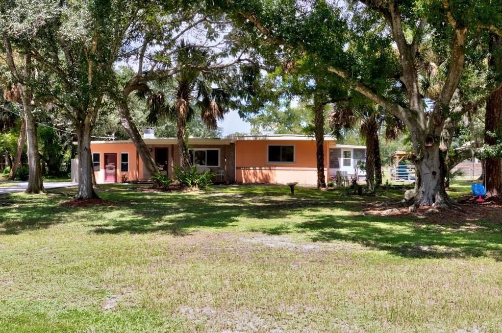 Photo of 13680 101st Street, Other Florida, FL 32948 (MLS # 393327)
