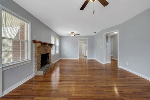 Tiny photo for 3015 Lang Drive, Tallahassee, FL 32303 (MLS # 396962)