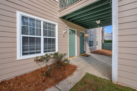 Photo of 1100 Greentree Court #C, Tallahassee, FL 32303 (MLS # 395040)